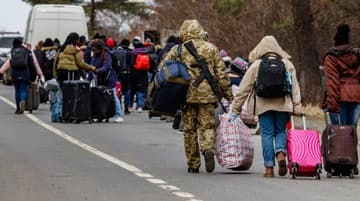 Корисні контакти та посилання для українських біженців за кордоном