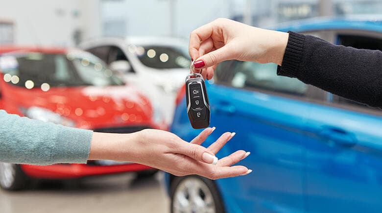 В Україні скасували частину вимог для продажу вживаних авто