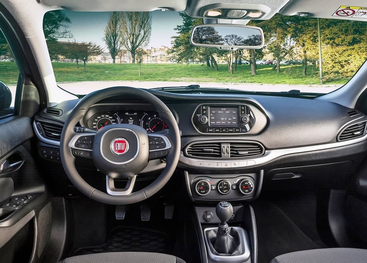 Інтер'єр FIAT Tipo