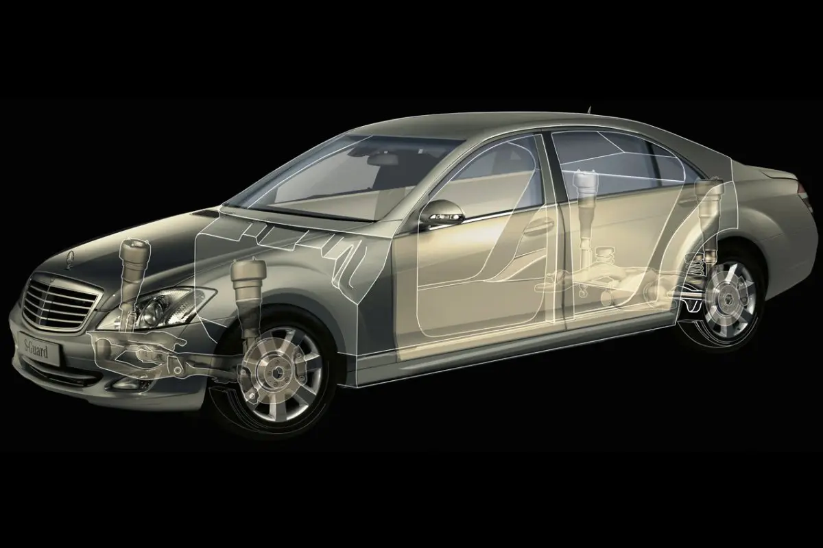 Броньований автомобіль