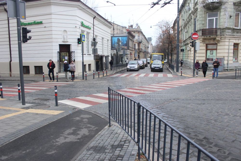 Діагональний пішохідний перехід у Львові