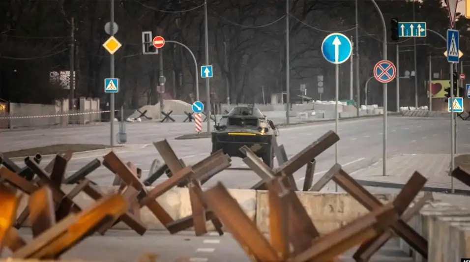 Яких правил потрібно дотримуватися на дорозі в період воєнного стану