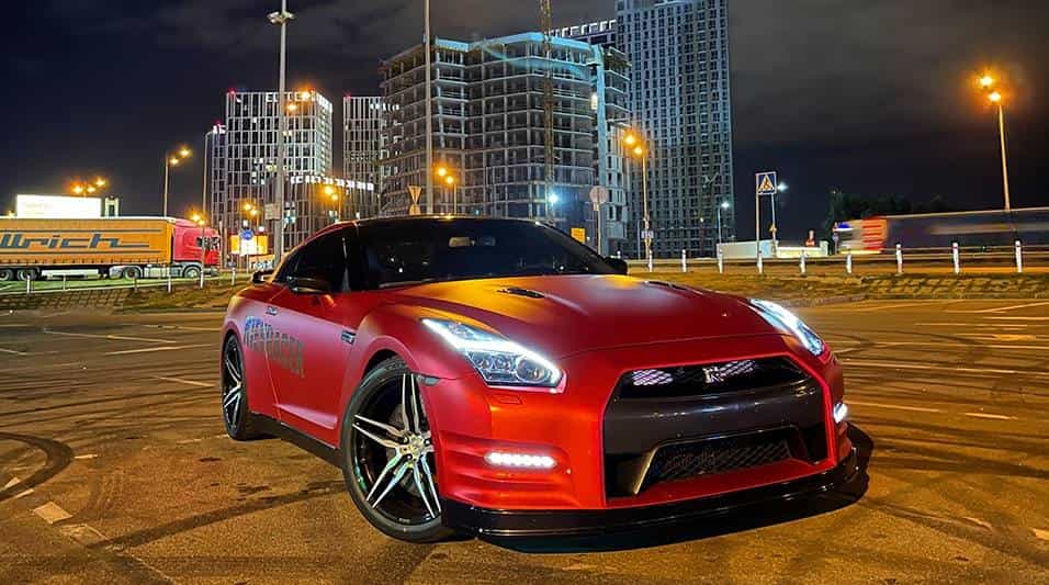 На чому їздять популярні українські автоблогери