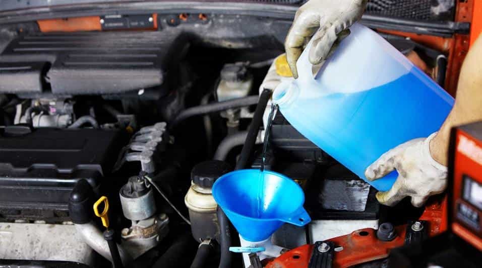 Лайфхаки для авто. 10 способів заощадити на його обслуговуванні