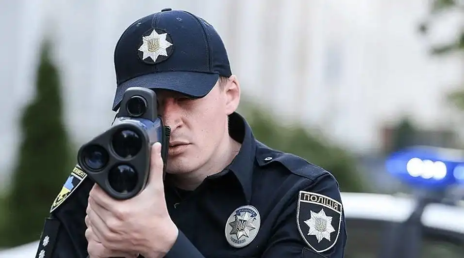 Коли штрафи за порушення, зафіксовані пристроями TruCAM, законні, а коли ні?