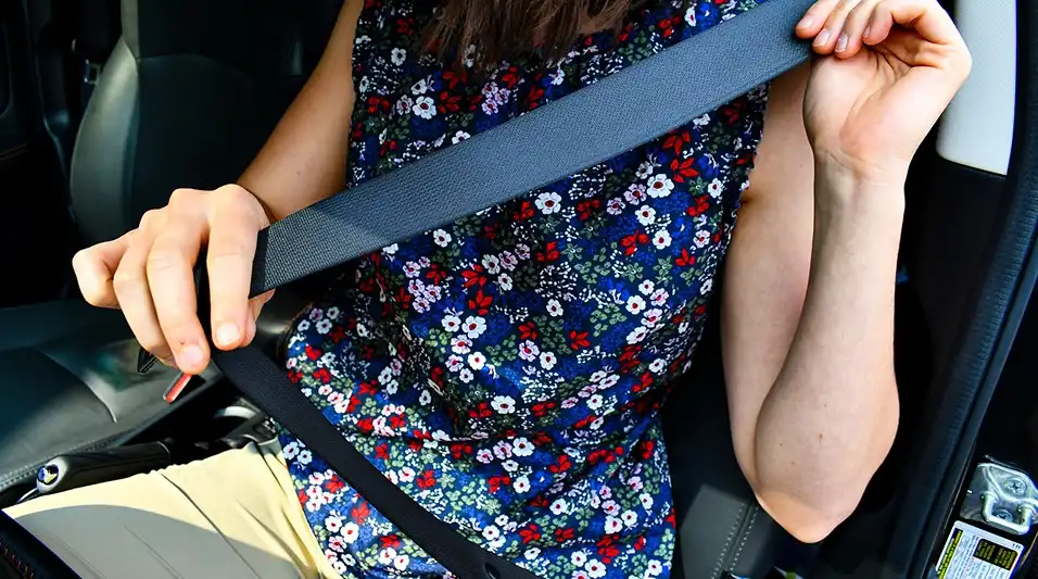 Непристебнутий ремінь безпеки у Європі та Україні: штрафи та скільки людей в авто пристібається?