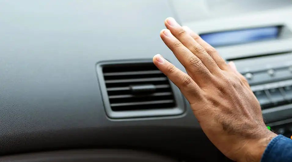 Чому потрібно вмикати кондиціонер в автомобілі взимку?