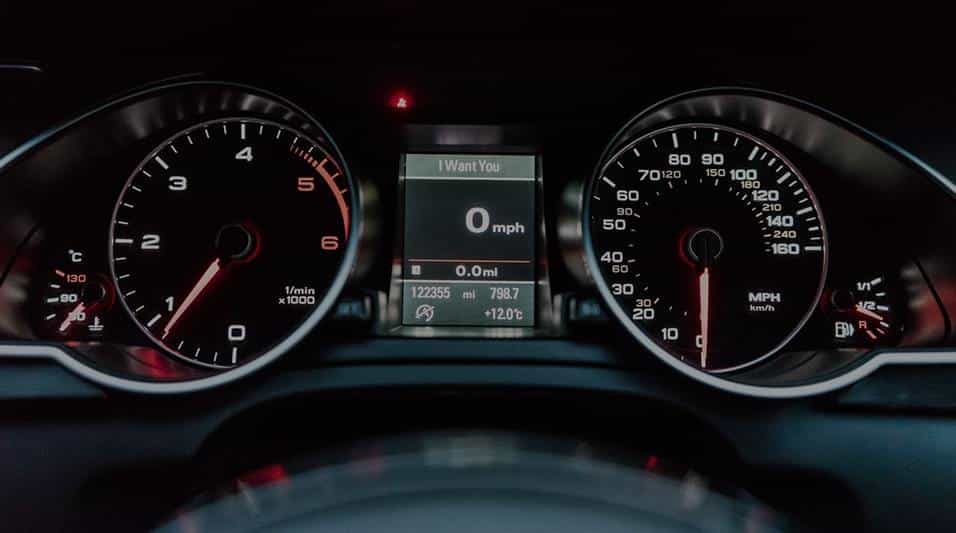 Виявлено найпопулярніші моделі автомобілів зі скрученим пробігом: домінують німецькі машини преміумкласу